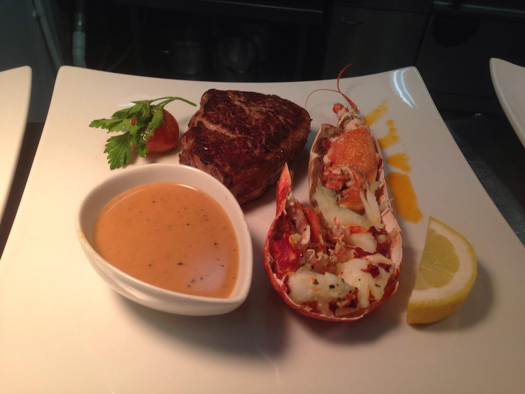 The Fleet Inn Guesthouse & Restaurant Killybegs Exteriör bild